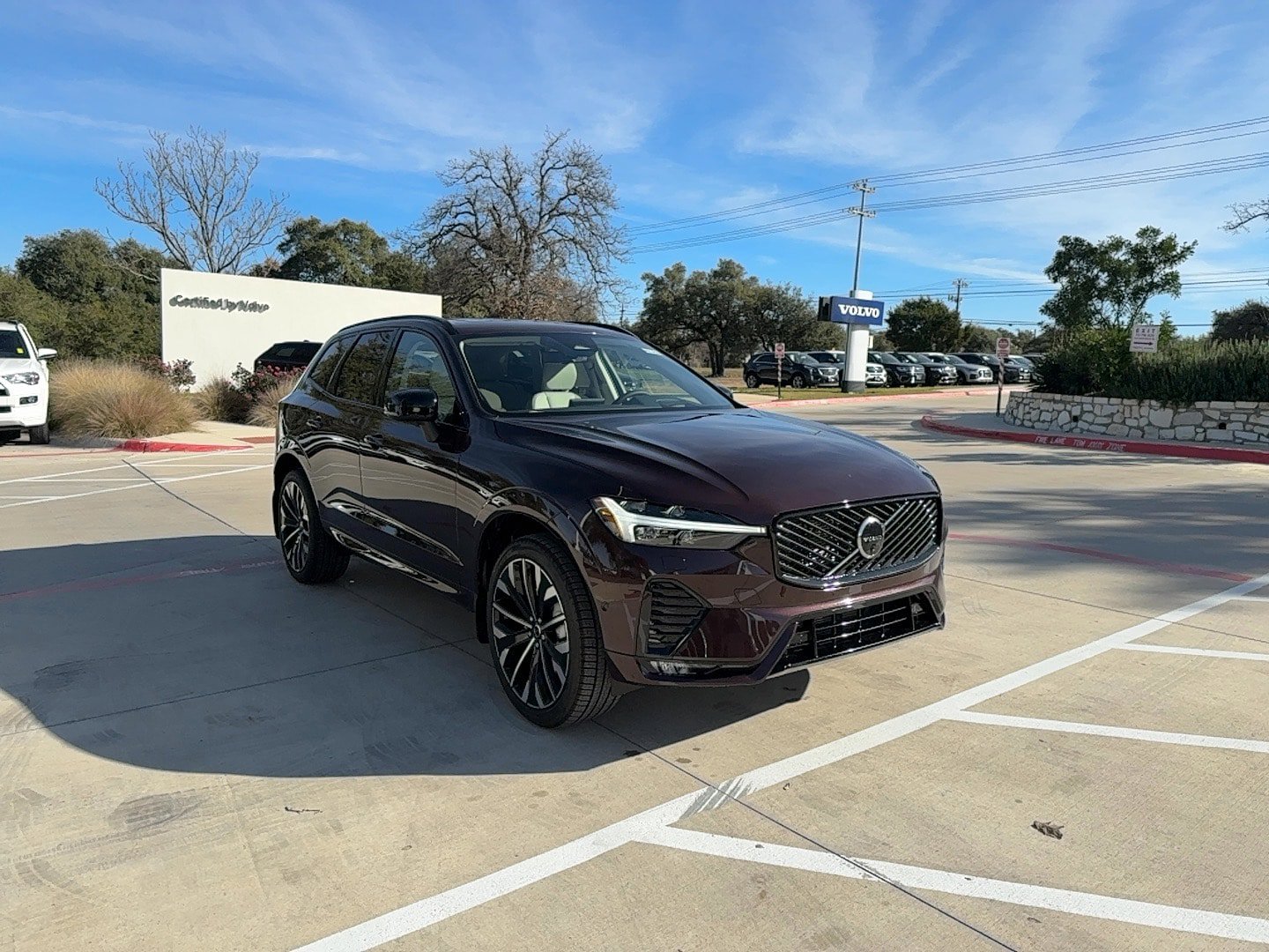 New 2026 Volvo XC60 B5 Ultra w/ Protection Package Premier AWD/4WD image 7