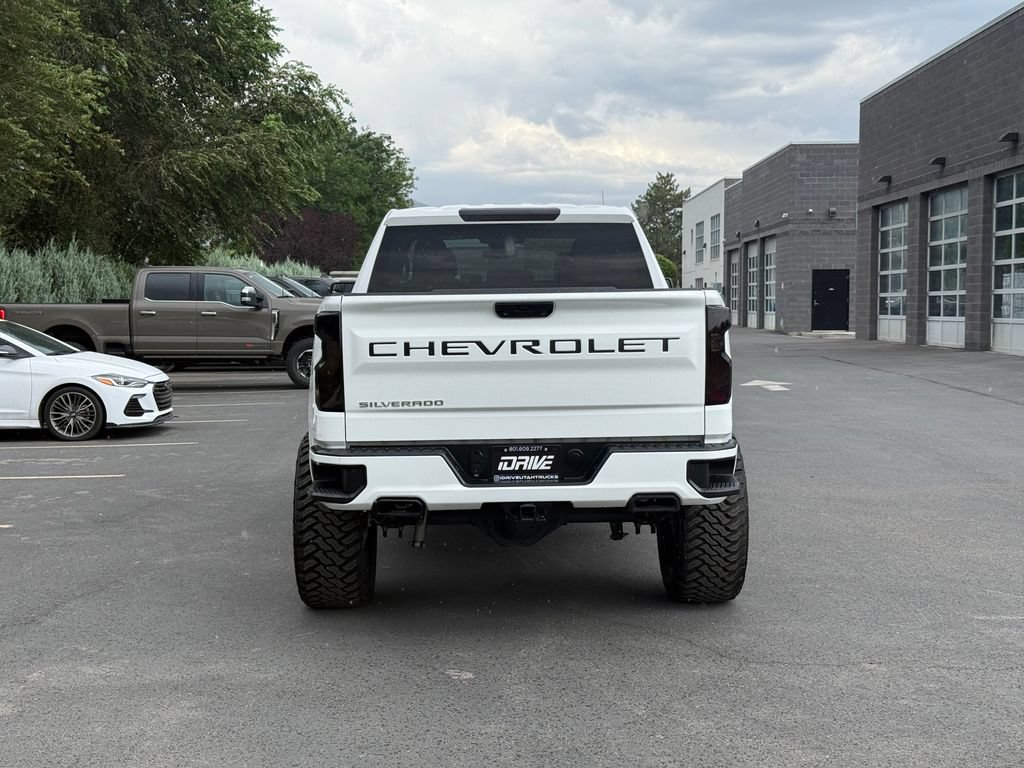 Used 2023 Chevrolet Silverado 1500 RST w/ Z71 Off-Road Package AWD/4WD image 11