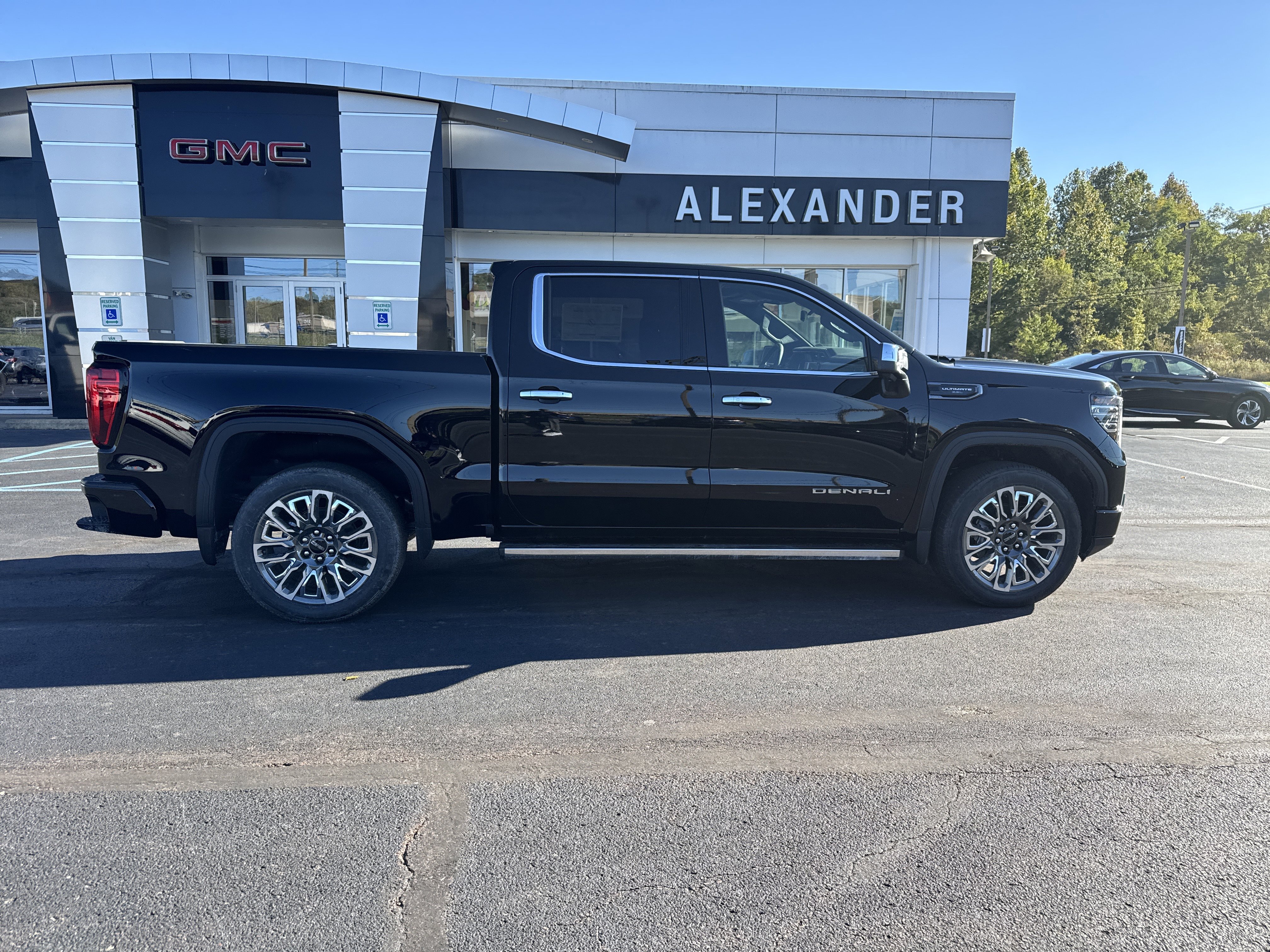 New 2026 GMC Sierra 1500 Denali Ultimate video 2