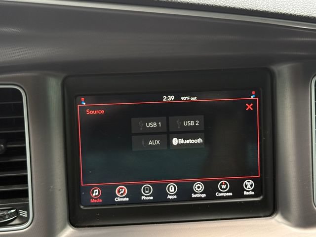 Used 2022 Dodge Charger SXT RWD image 19