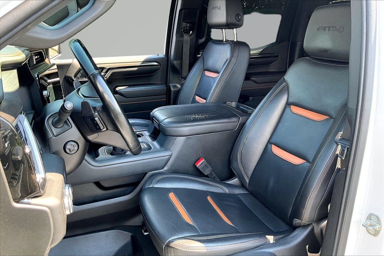 Used 2023 GMC Sierra 1500 AT4 w/ Technology Package AWD/4WD image 21