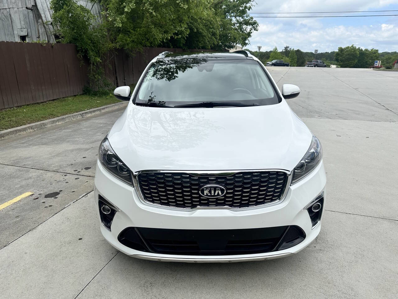 Used 2019 Kia Sorento SX image 2