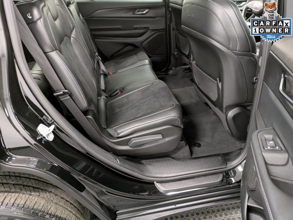 Used 2024 Jeep Grand Cherokee L Altitude image 27