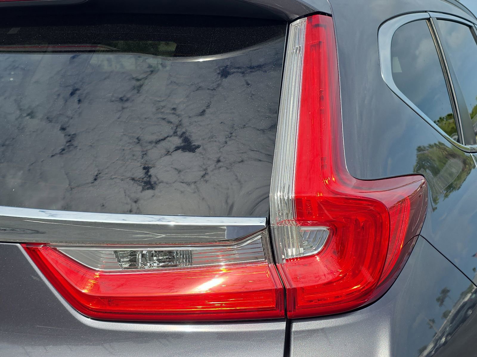Used 2018 Honda CR-V Touring image 8