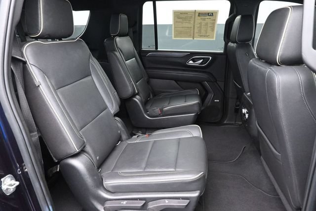 Used 2022 GMC Yukon XL SLT w/ SLT Premium Package AWD/4WD image 32