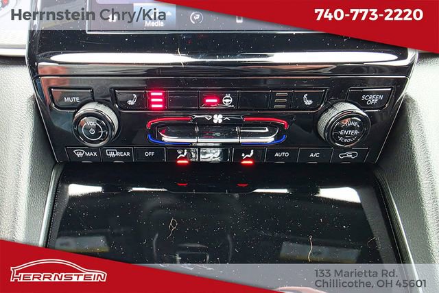 New 2025 Jeep Grand Cherokee L Laredo image 19