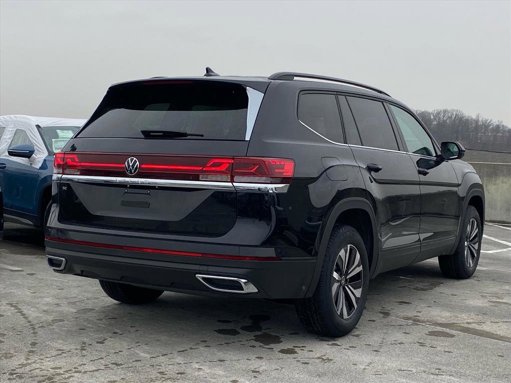 New 2026 Volkswagen Atlas SE image 3