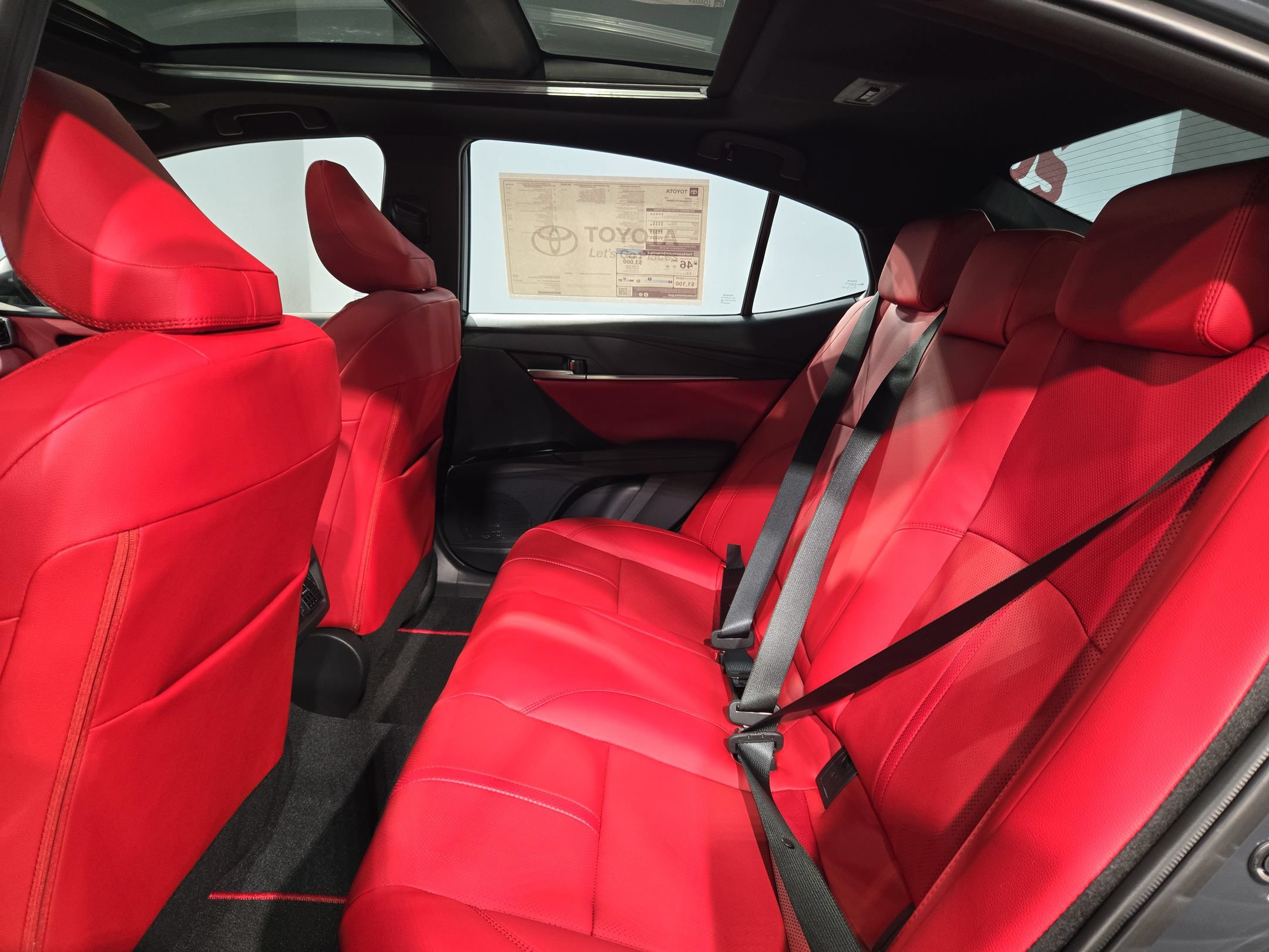 New 2026 Toyota Camry Hybrid FWD image 24