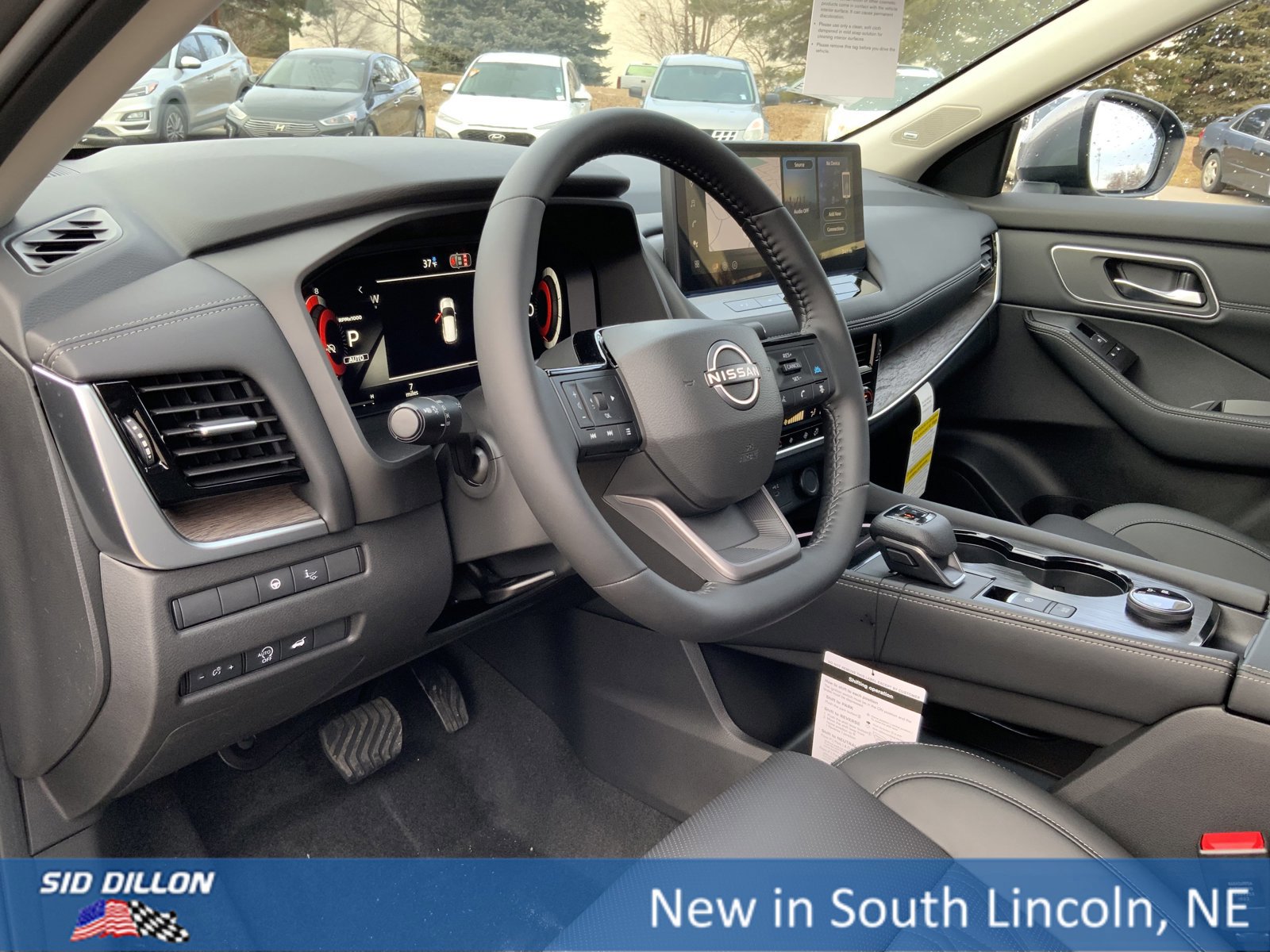 New 2026 Nissan Rogue Platinum w/ Platinum Premium Package image 6