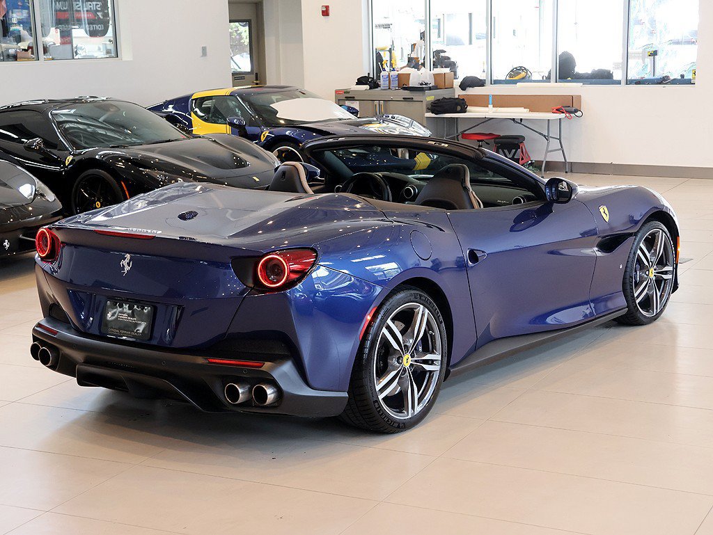 Certified 2019 Ferrari Portofino RWD image 84