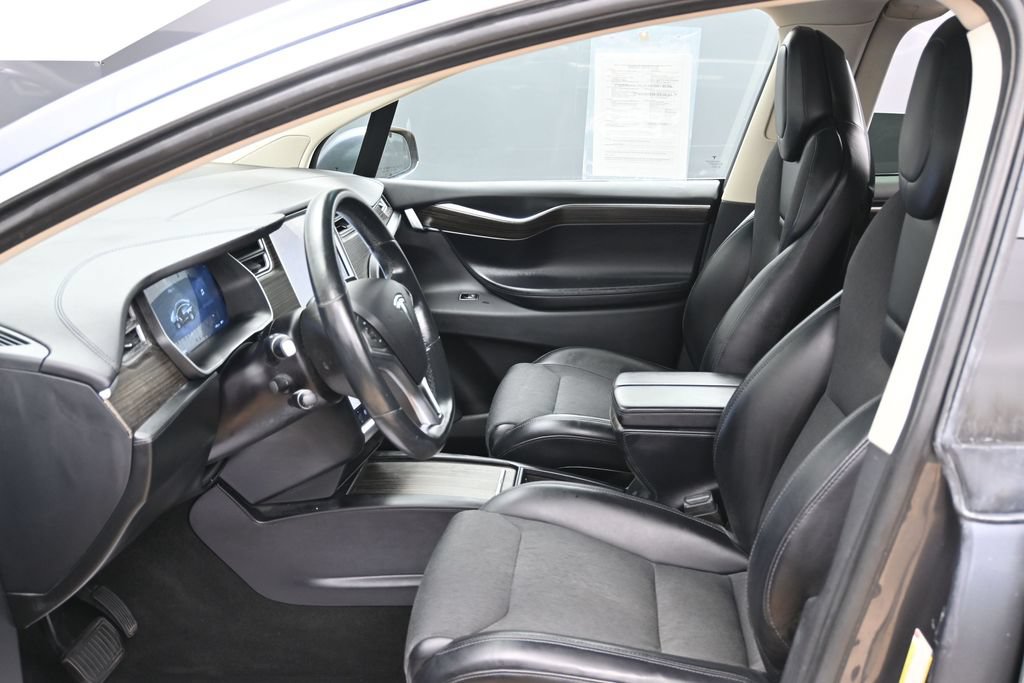 Used 2016 Tesla Model X 75D AWD/4WD image 16