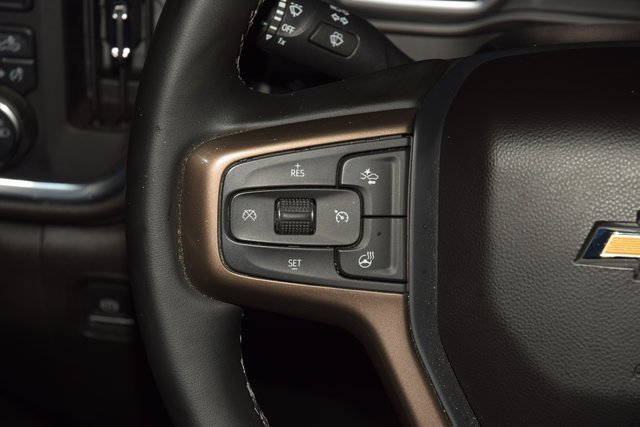 Used 2023 Chevrolet Silverado 2500 High Country w/ Z71 Off-Road Package image 39