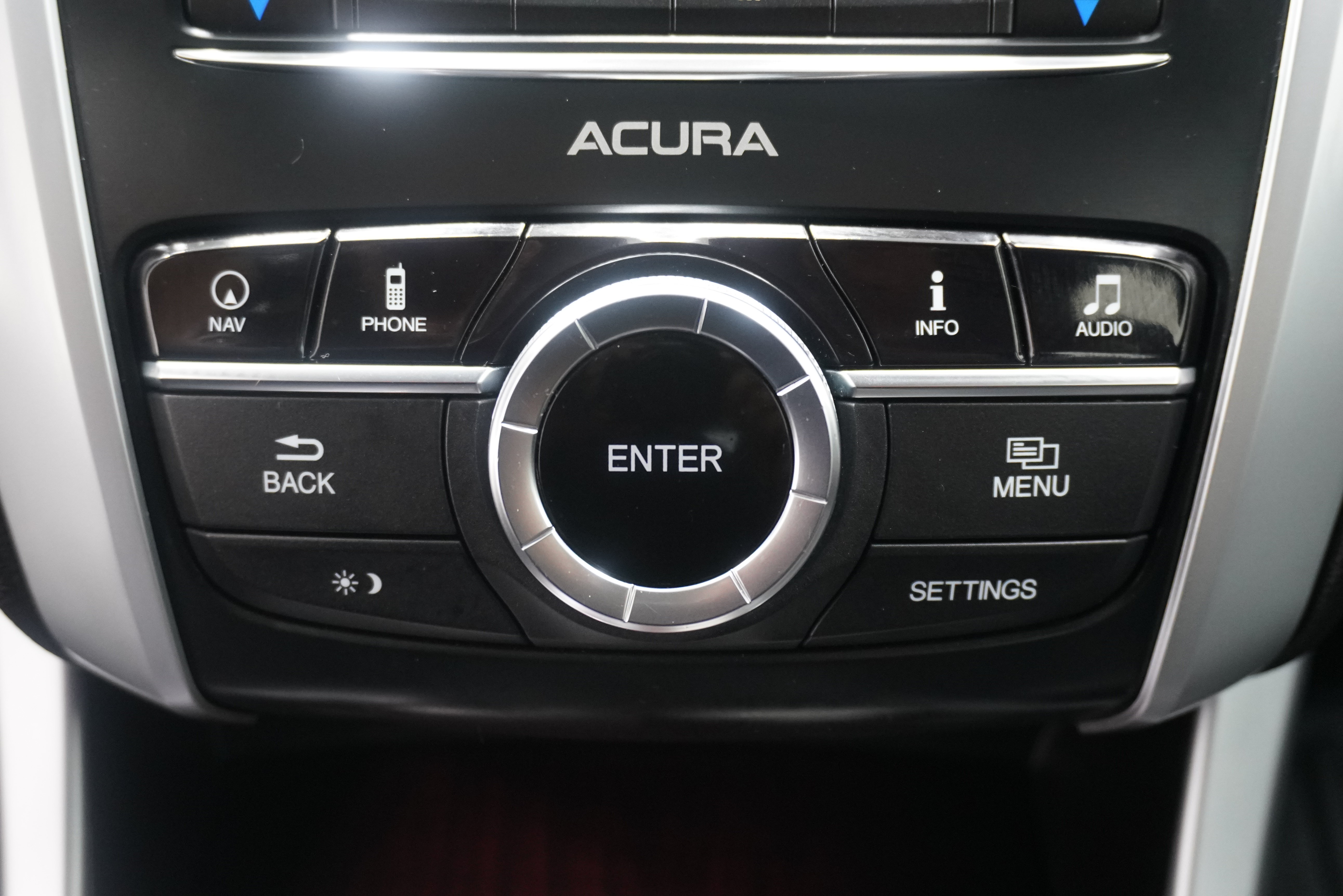 Used 2017 Acura TLX V6 w/ Technology Package FWD image 23