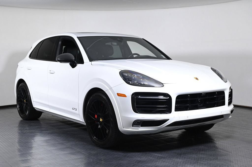Certified 2023 Porsche Cayenne GTS AWD/4WD image 9