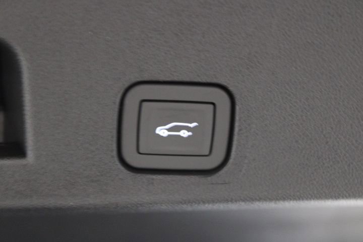 New 2026 GMC Acadia Elevation image 16