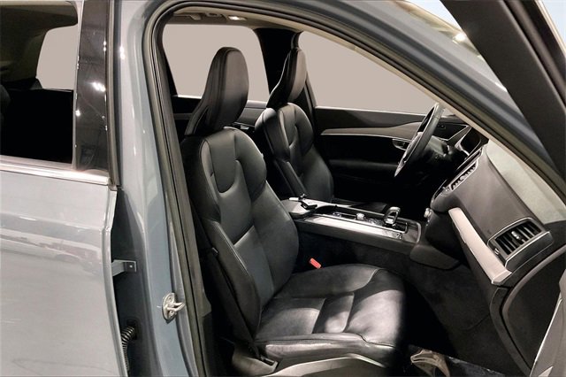 Certified 2023 Volvo XC90 B5 Core w/ Protection Package Premier image 8