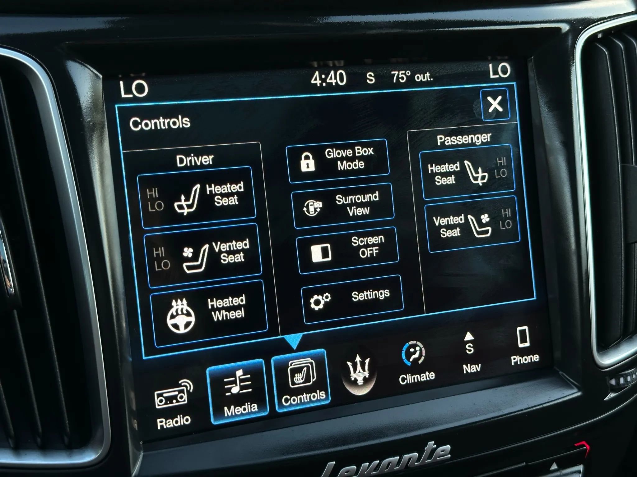 Used 2017 Maserati Levante w/ Sport Package image 39