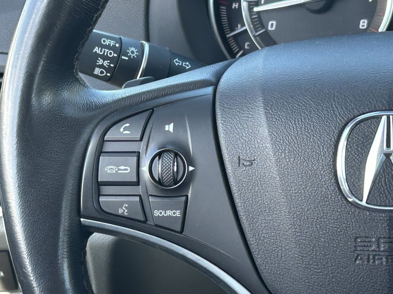 Used 2014 Acura MDX w/ Advance & Entertainment Pac FWD image 30