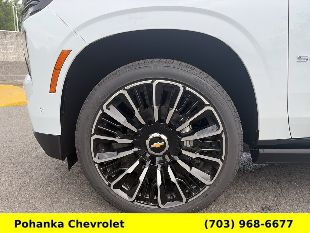 New 2026 Chevrolet Suburban High Country AWD/4WD image 32