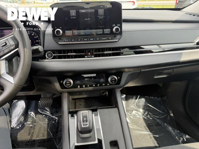 Used 2023 Mitsubishi Outlander SE Black Edition AWD/4WD image 17