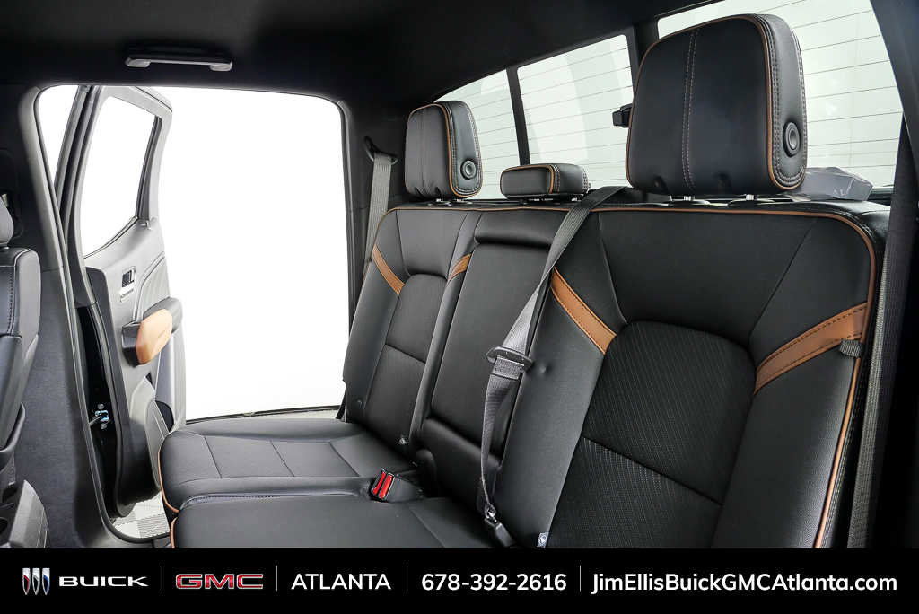 New 2026 GMC Canyon AT4 w/ AT4 Premium Package image 19