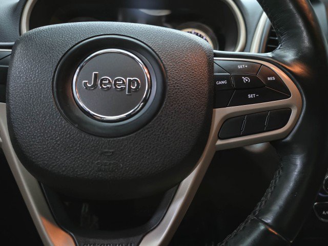 Used 2017 Jeep Cherokee High Altitude FWD image 19