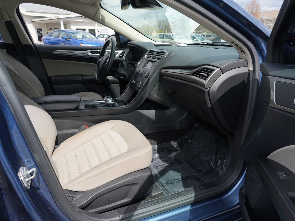 Used 2019 Ford Fusion S FWD image 27