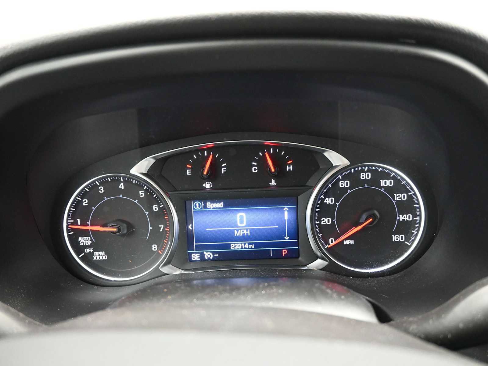 Used 2023 GMC Acadia SLE image 13