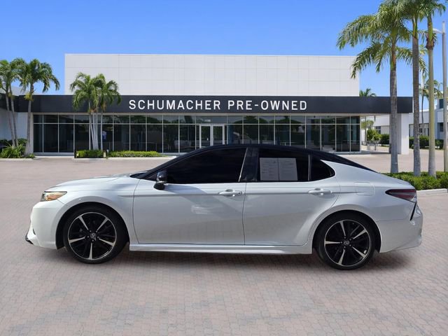 Used 2019 Toyota Camry XSE FWD image 4