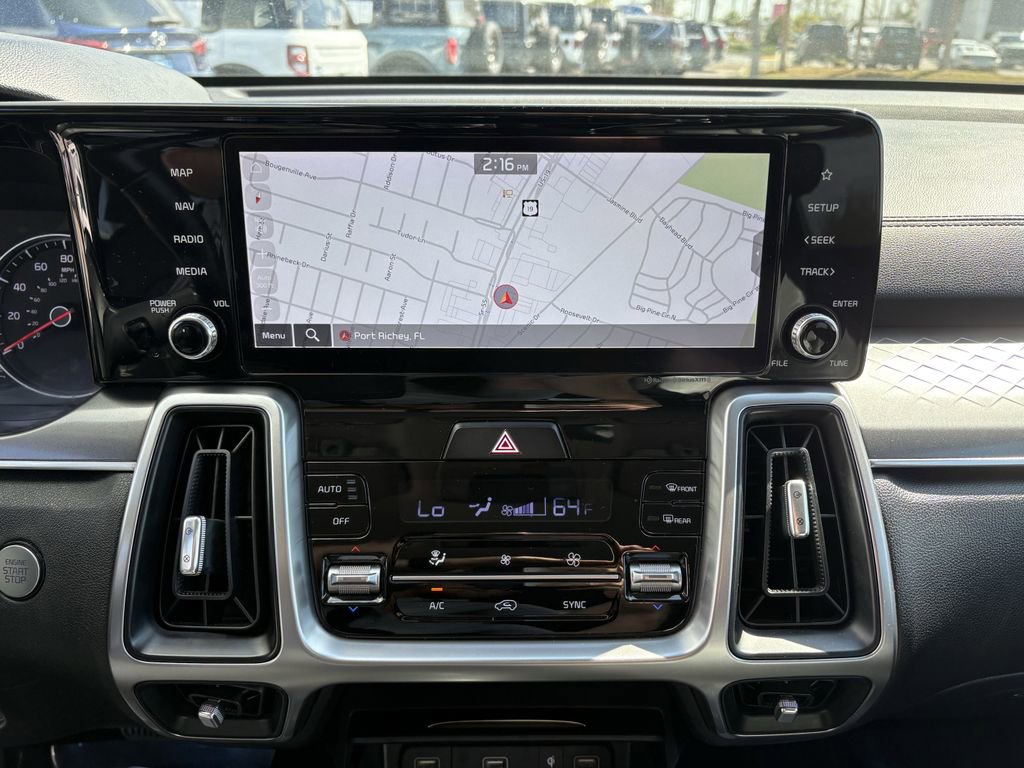Used 2023 Kia Sorento S image 24