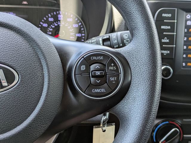 Used 2020 Kia Soul S FWD image 25