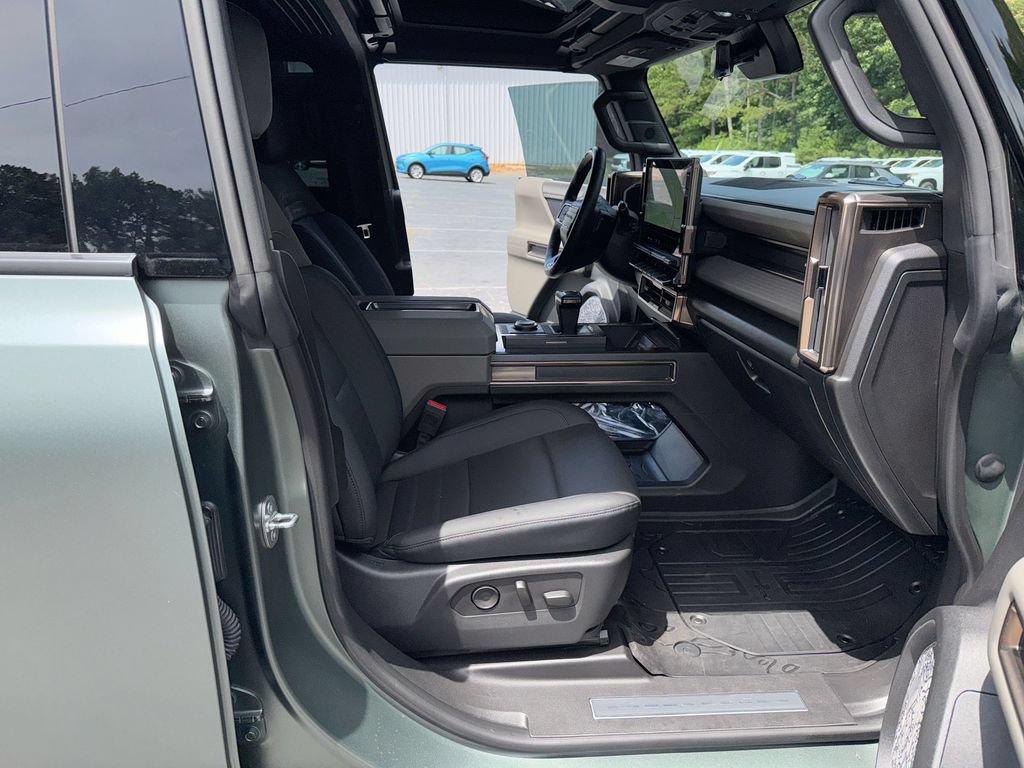 Used 2024 GMC Hummer EV 3X AWD/4WD image 32
