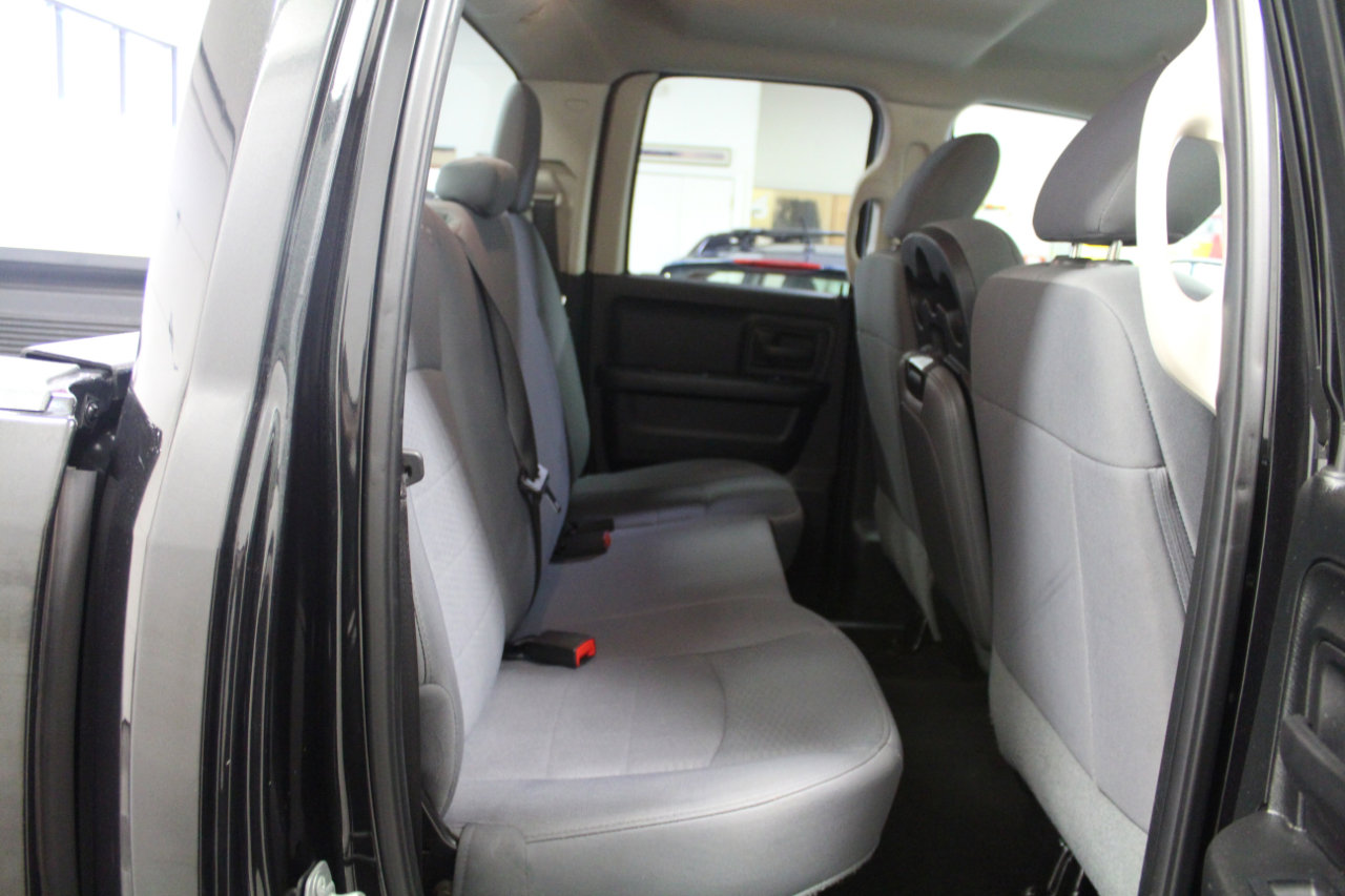 Used 2017 RAM 1500 Express image 23