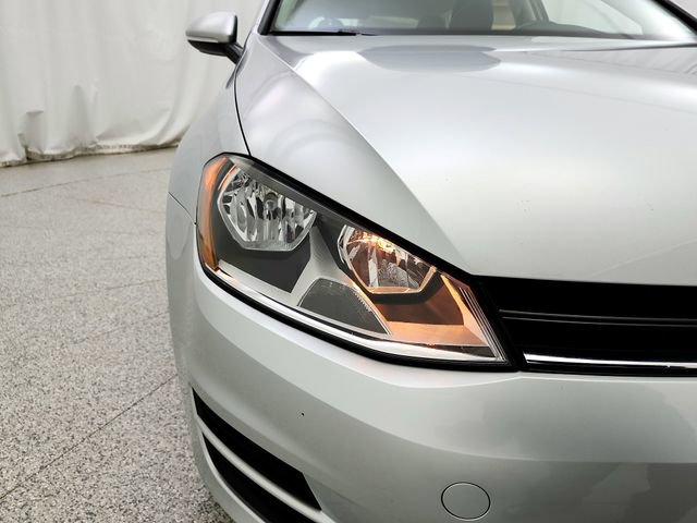 Used 2017 Volkswagen Golf S AWD/4WD image 33