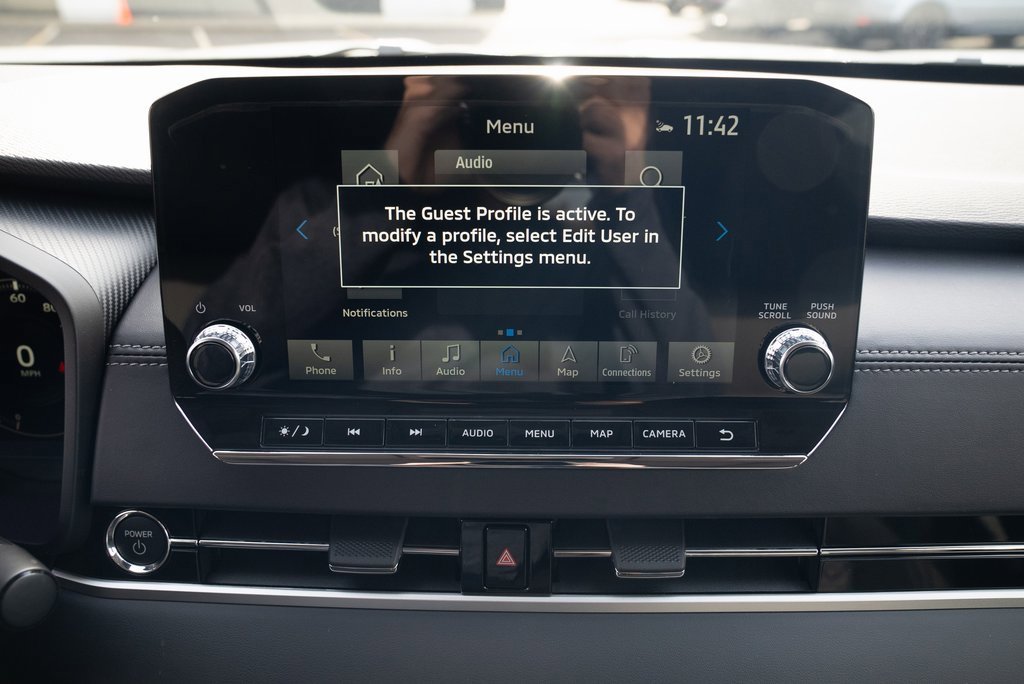 New 2025 Mitsubishi Outlander SEL image 13