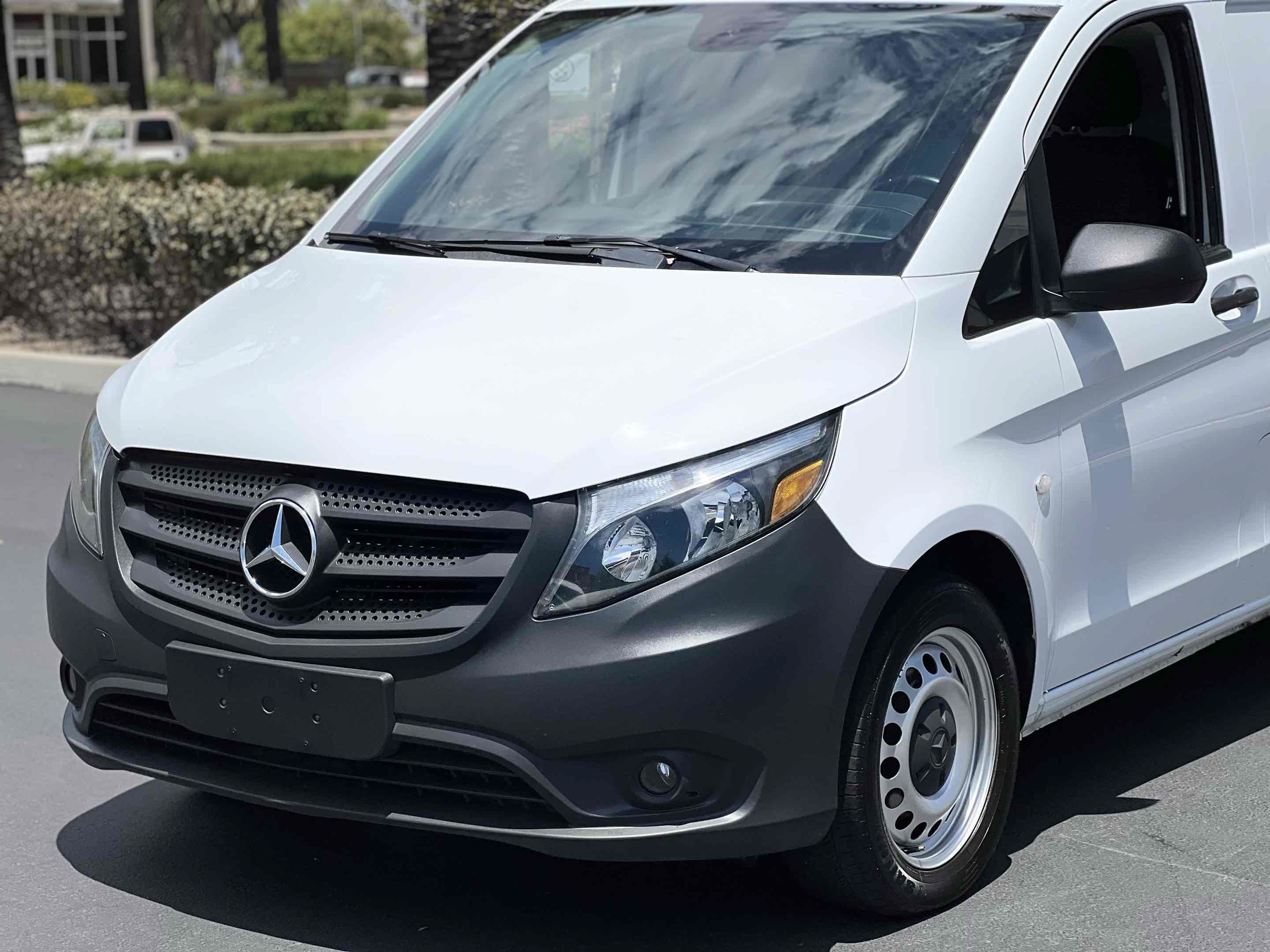 Used 2022 Mercedes-Benz Metris image 44