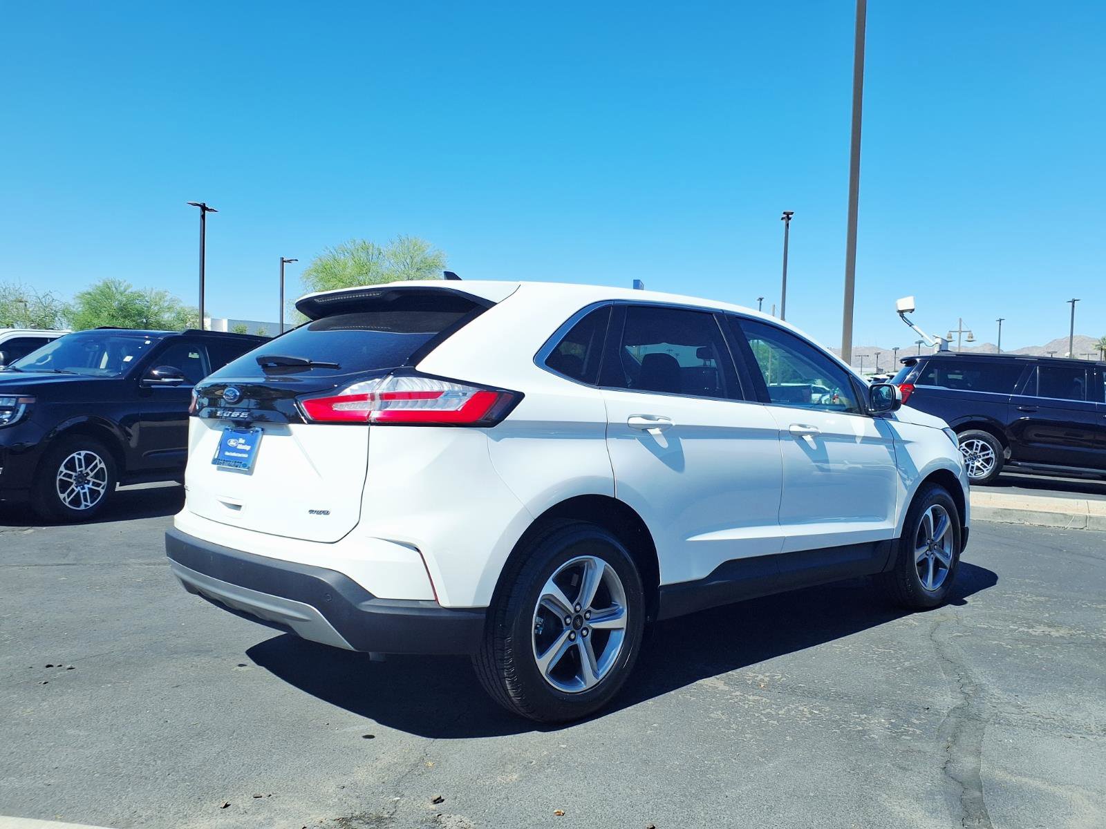 Certified 2023 Ford Edge SEL w/ Convenience Package AWD/4WD image 6