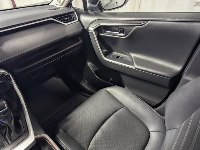 Used 2023 Toyota RAV4 Limited w/ Limited Grade Weather Package image 8