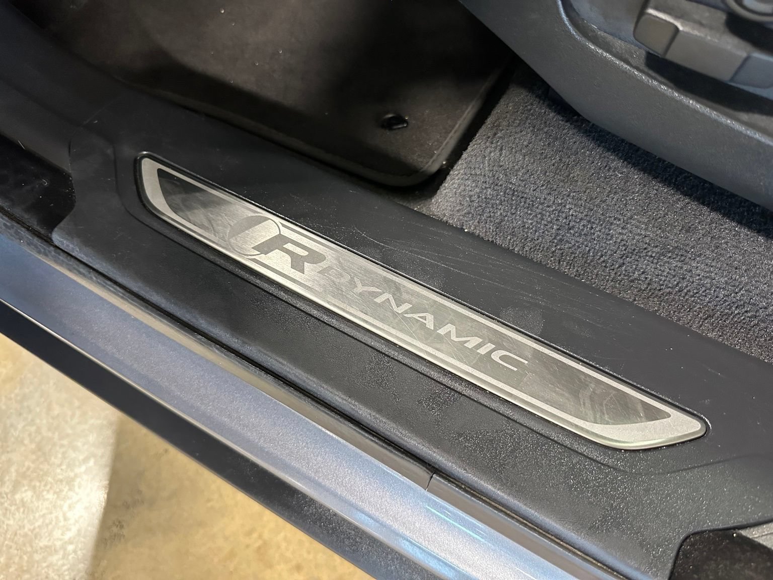 Used 2022 Land Rover Range Rover Velar R-Dynamic S AWD/4WD image 50