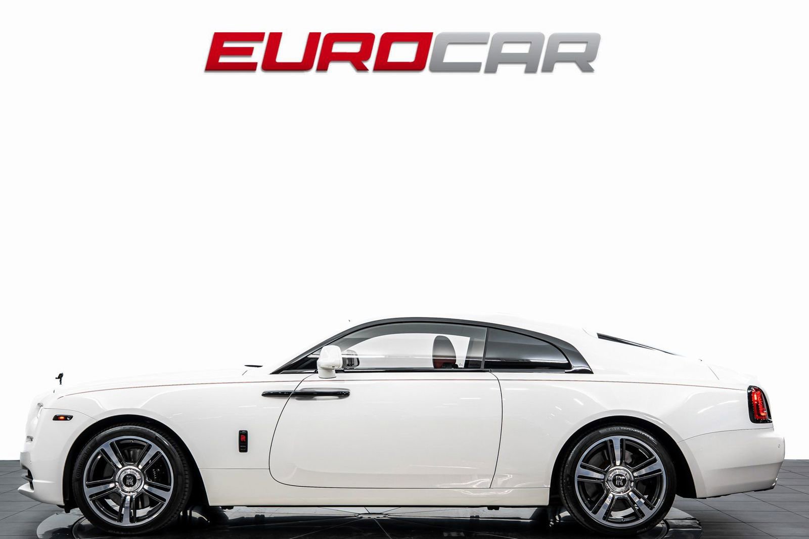 Used 2018 Rolls-Royce Wraith image 2