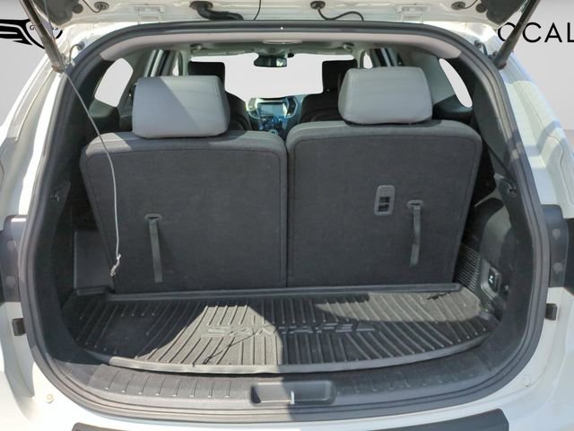 Used 2017 Hyundai Santa Fe Limited AWD/4WD image 9