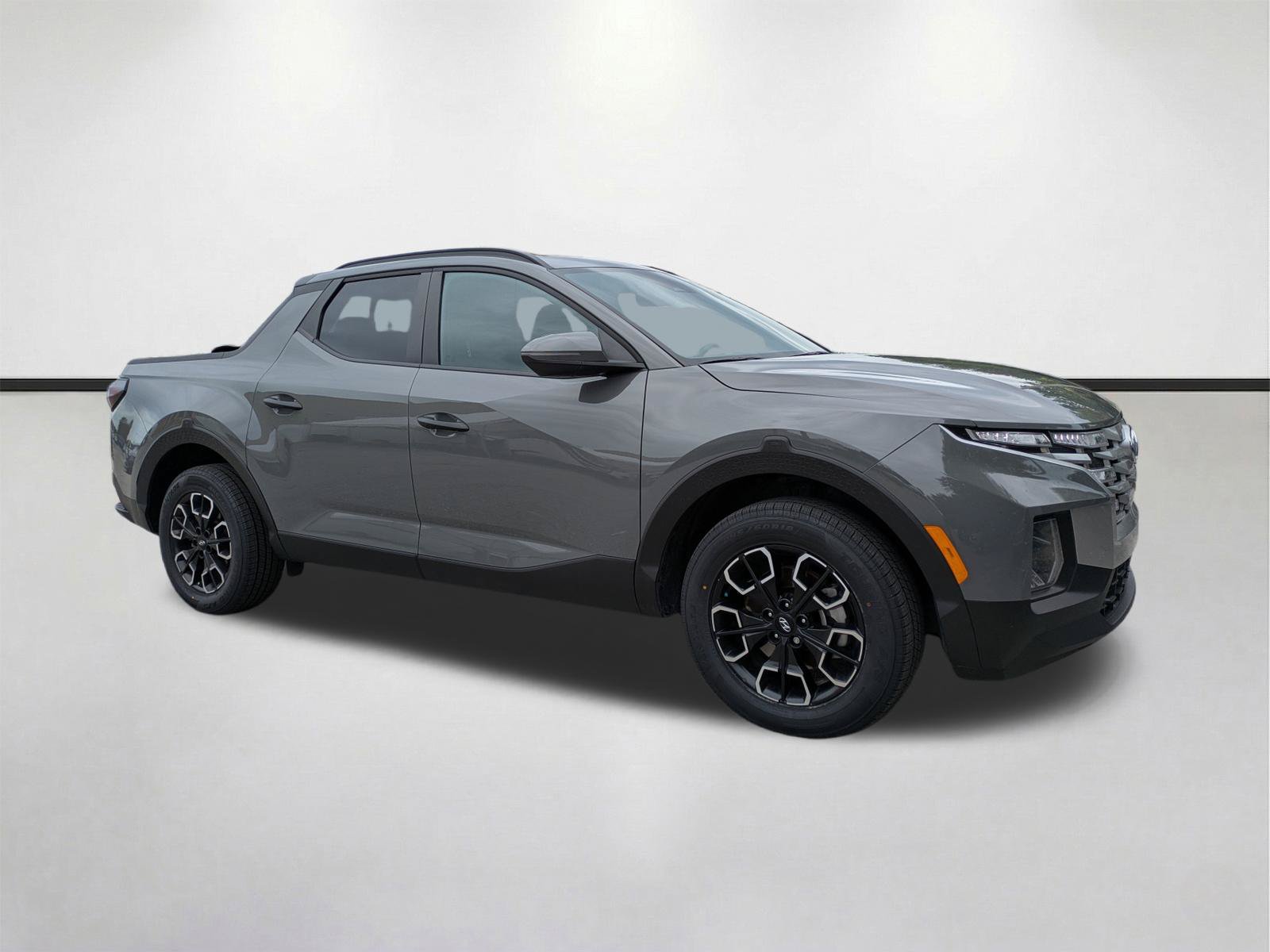 Used 2024 Hyundai Santa Cruz SEL w/ Activity Package FWD image 2