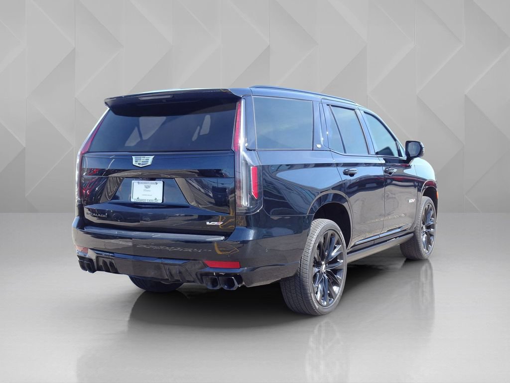 Used 2023 Cadillac Escalade V w/ LPO, ONYX Package AWD/4WD image 5