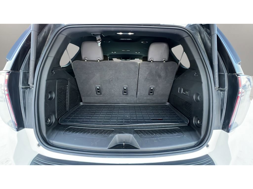 Used 2022 Chevrolet Tahoe LT w/ Luxury Package image 30