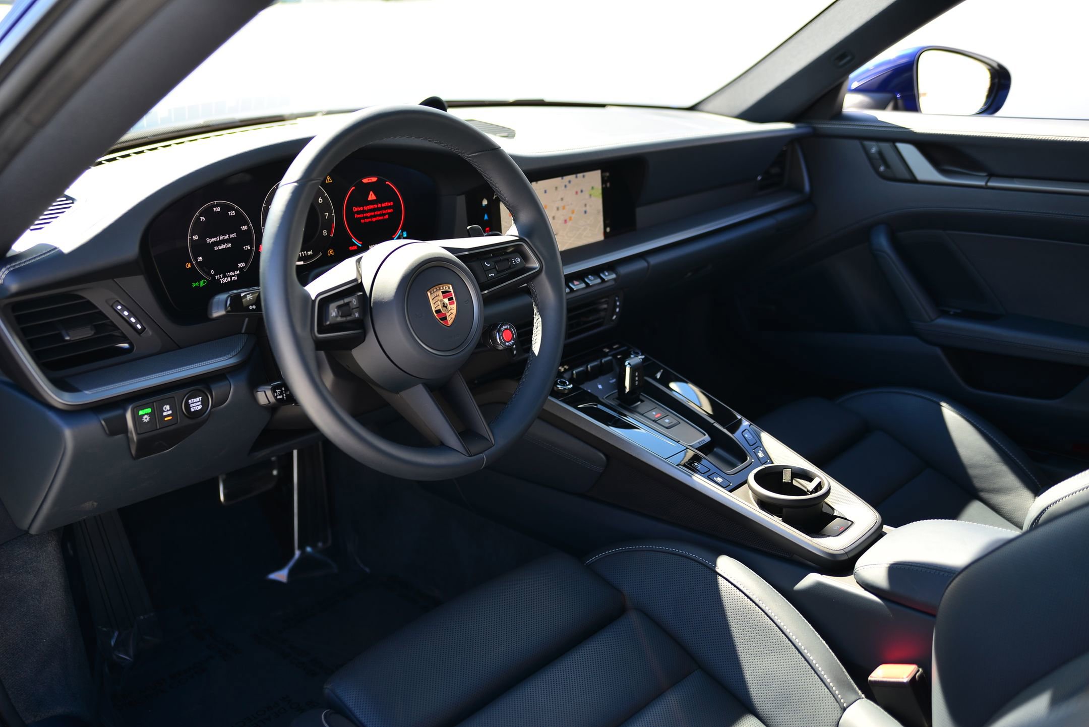 Used 2025 Porsche 911 Carrera image 4