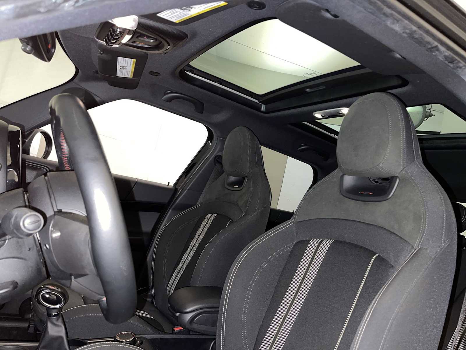 Used 2019 MINI Cooper Countryman SE w/ Signature Upholstery Package image 20