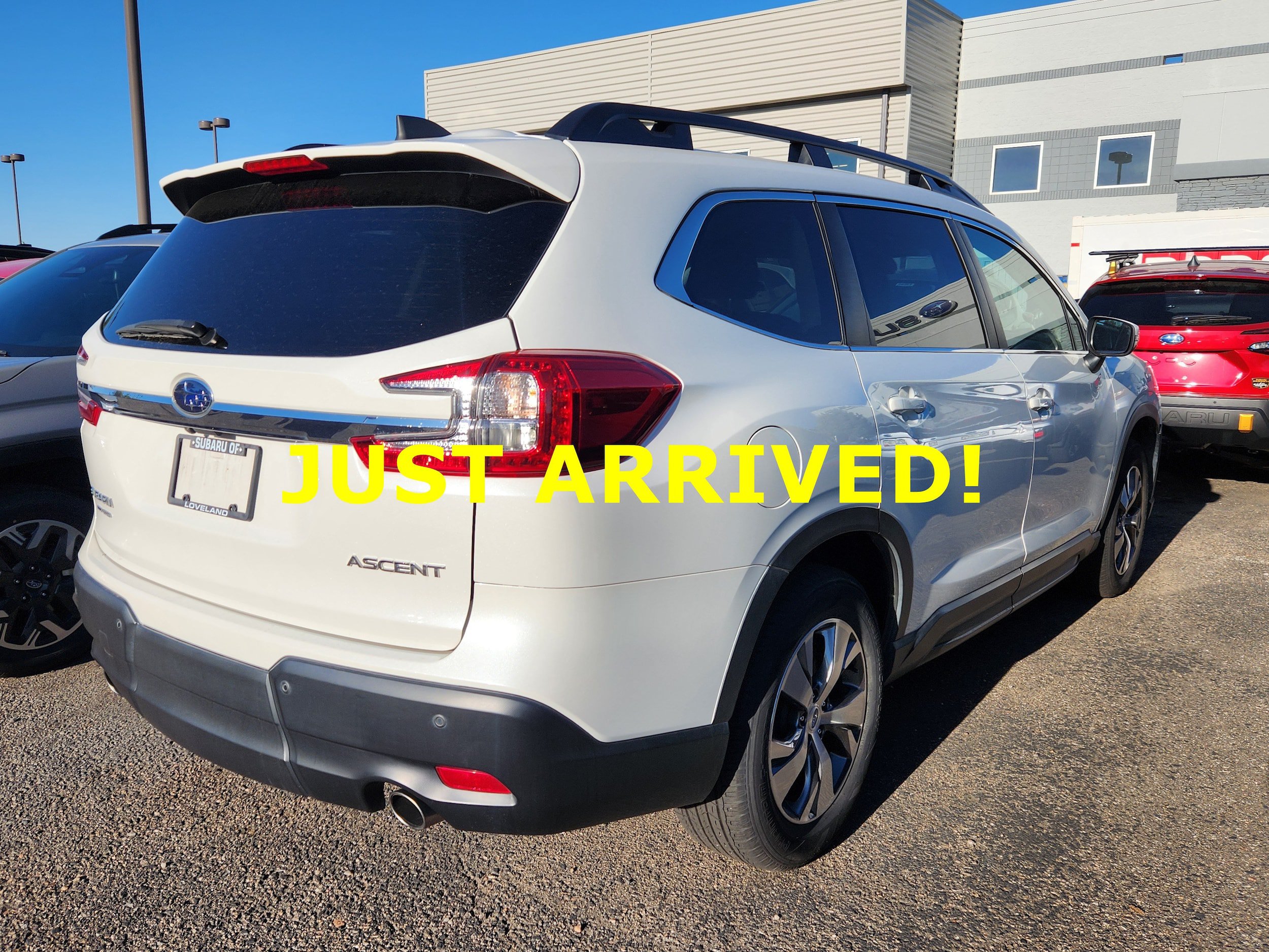 Used 2023 Subaru Ascent Premium w/ Convenience Package AWD/4WD image 3