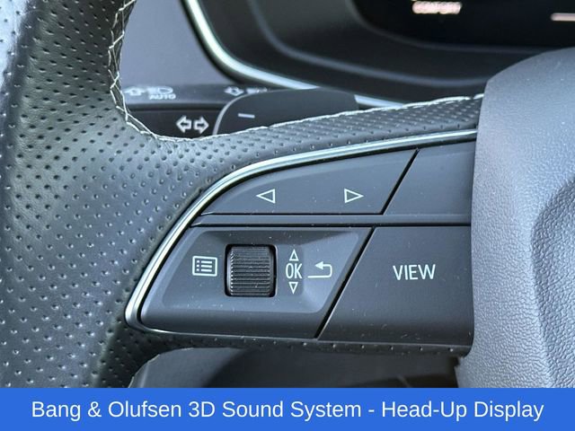 Used 2023 Audi SQ5 Prestige image 8