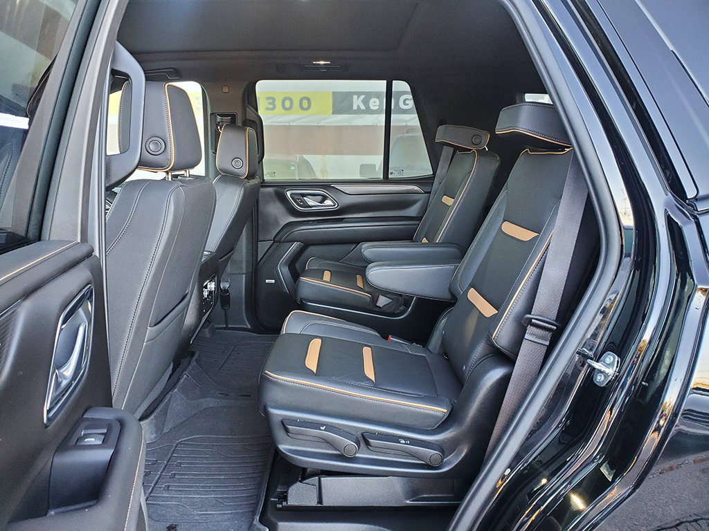 Used 2023 GMC Yukon AT4 w/ LPO, Floor Liner Package AWD/4WD image 13