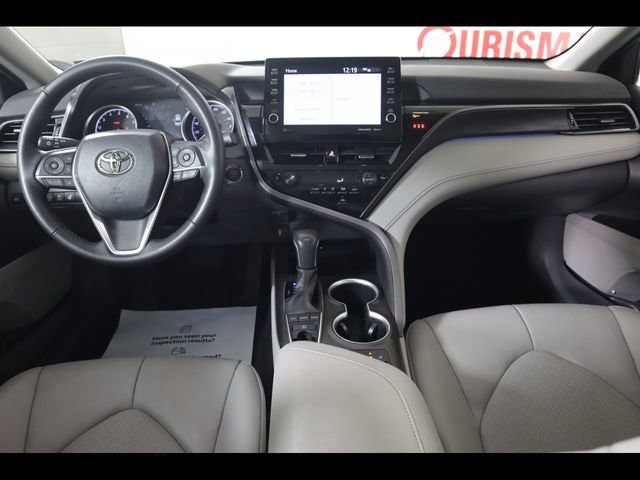 Used 2023 Toyota Camry XLE w/ Cold Weather Package image 16